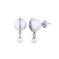 Dangling Fresh Water Pearl Earrings
